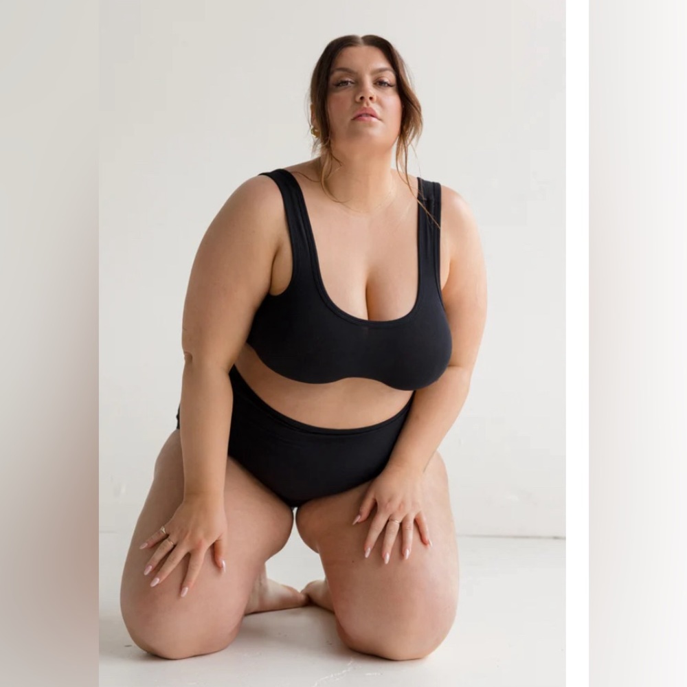 ARQ Wide Srap bralette XL black